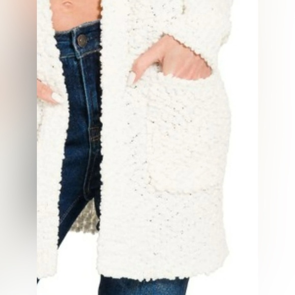 Zenana nwt Long Sleeve Popcorn Sweater Cardigan with Pockets - small - Picture 2 of 5